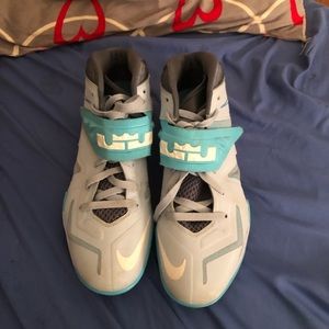 Blue Nike Basketball Shoes